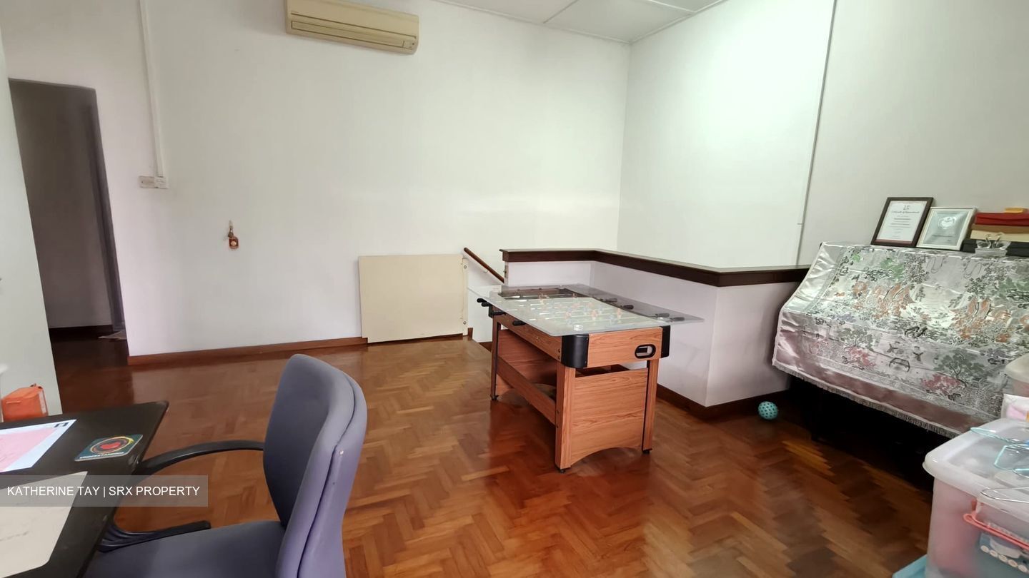Jalan Kayu Estate (D28), Terrace #543790351